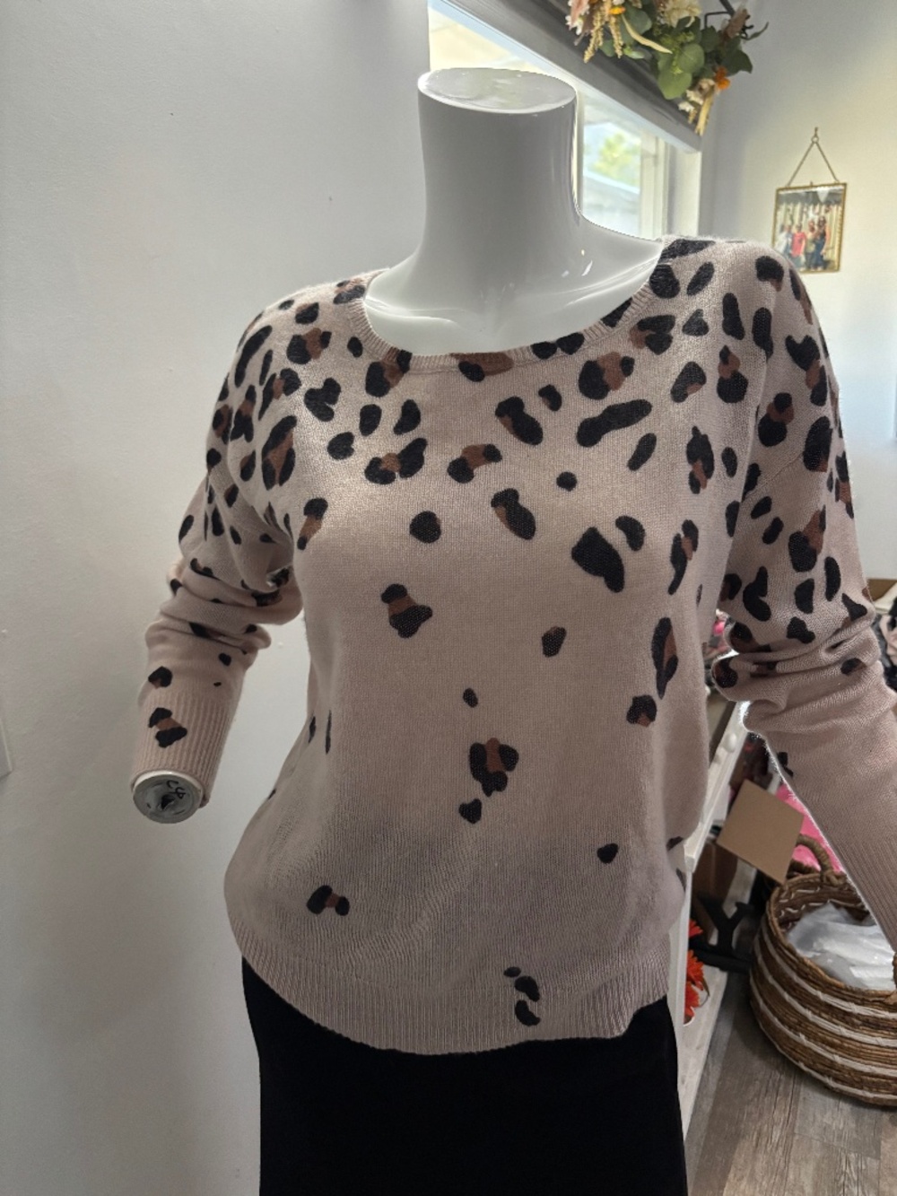360 Cashmere Leopard Sweater